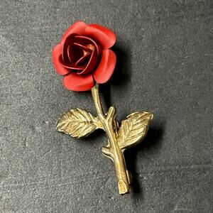 Vintage MCM Deep Red Rose Bloom‎ Gold Tone Metal Brooch/Pin